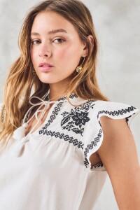 Blusa Bordado Blanco