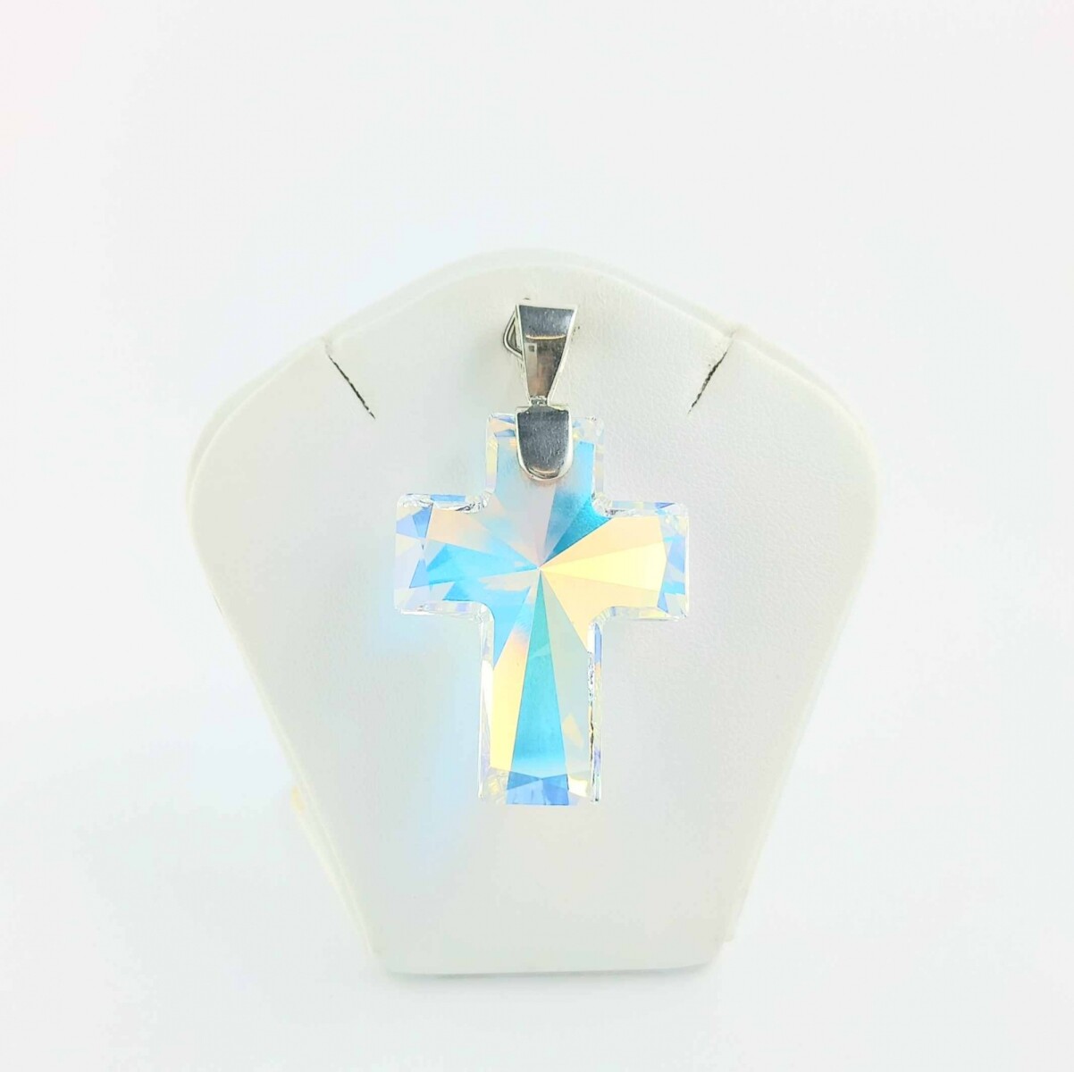 Cruz de cristal y plata 925. 