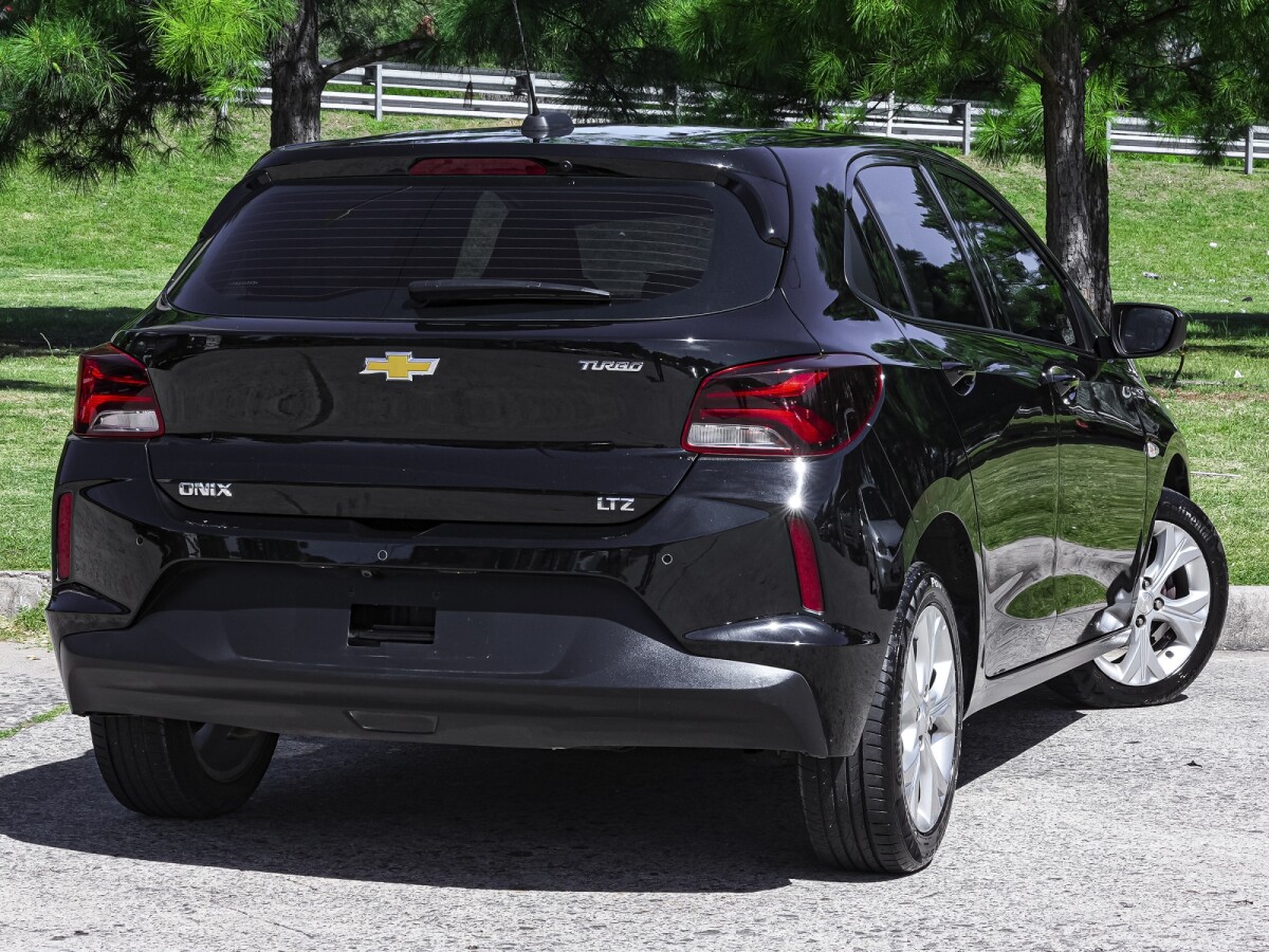 Chevrolet Onix Ltz1.0T Con Ficha Oficial| Permuta / Financia Chevrolet Onix Ltz1.0T Con Ficha Oficial| Permuta / Financia