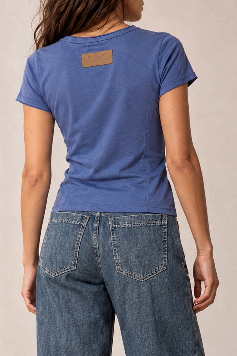 REMERA UMA AZUL