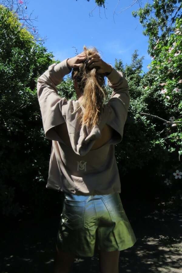 Sweater Backless Beige