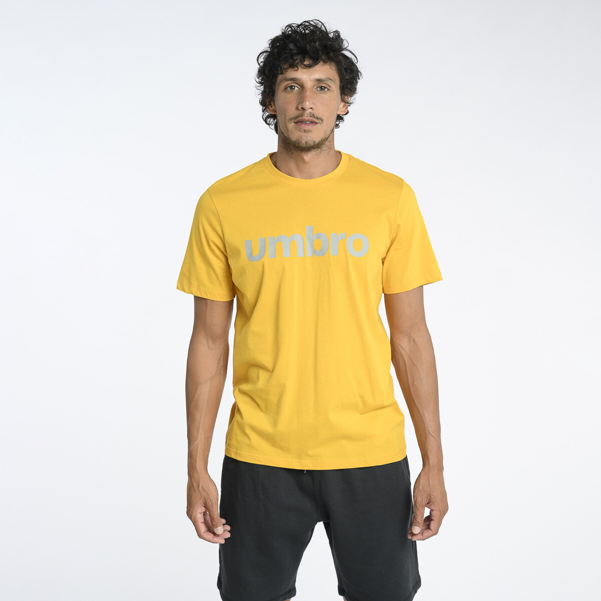 T-SHIRT LINEAR LOGO GRAPHIC Umbro Hombre - 2wb 