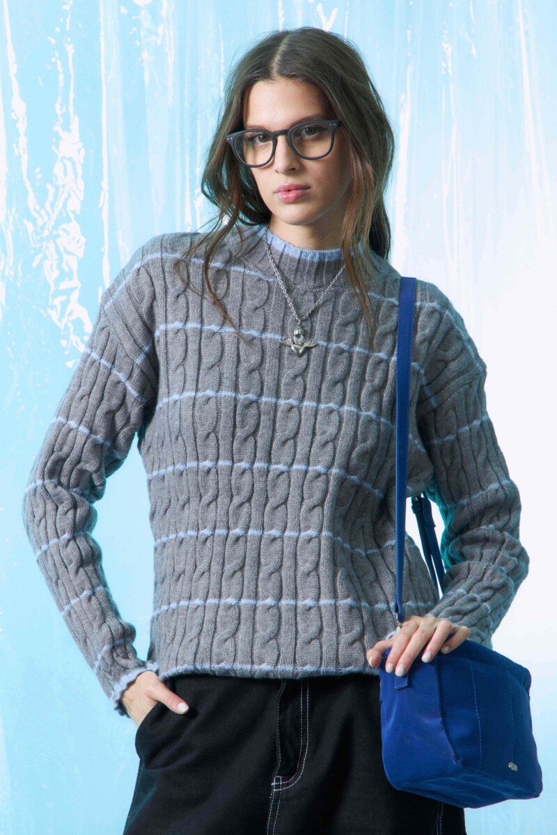 Sweater tejido ochos gris