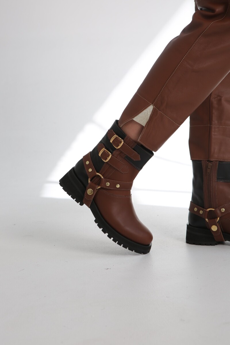 BOTA BIKER Tabaco Con N