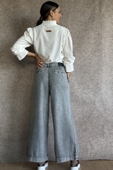 Jean Justa Denim Gris
