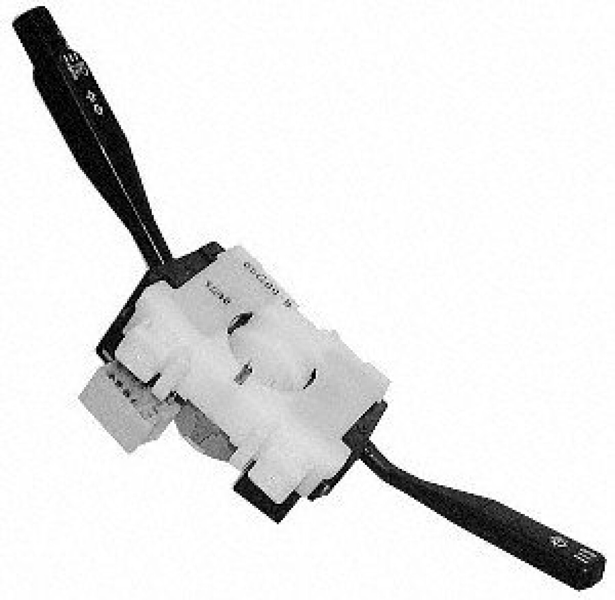 LLAVE BAJO VOLANTE NISSAN SE?ALERO SUNNY B12 - 