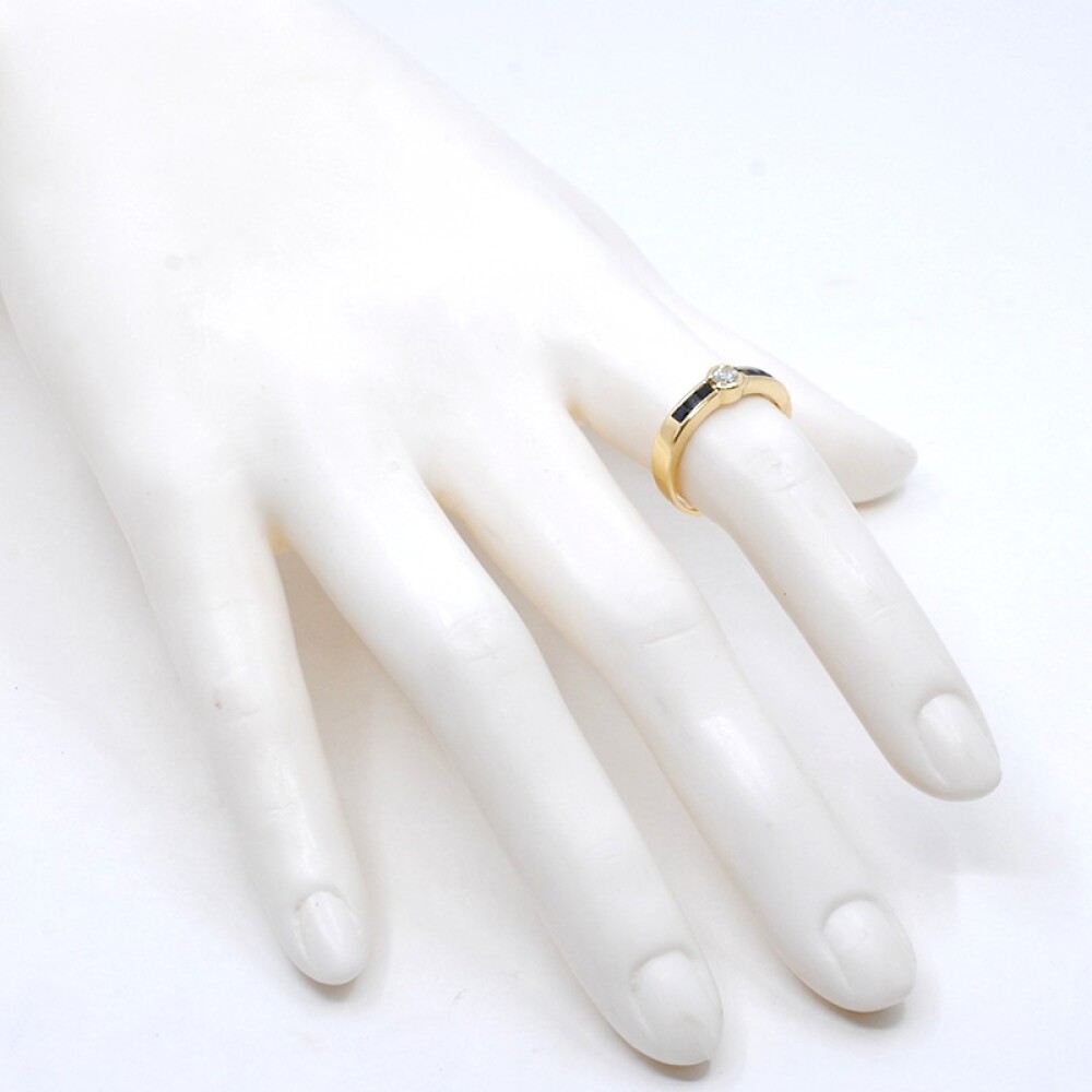 Anillo oro 18k y brillante y zafiros Anillo oro 18k y brillante y zafiros