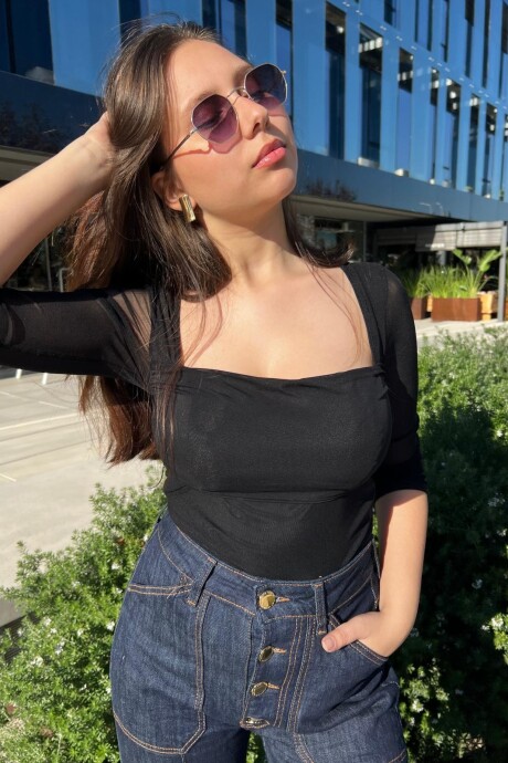Body Lilian Negro