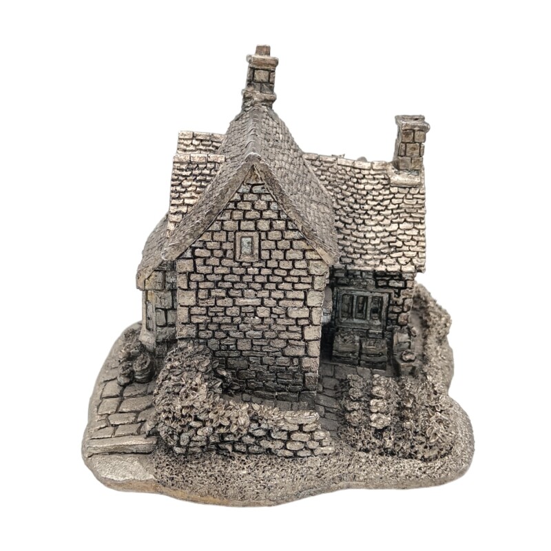 ADORNO PELTRE CASA 05 plateadouniforme