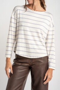 Remera Celeste