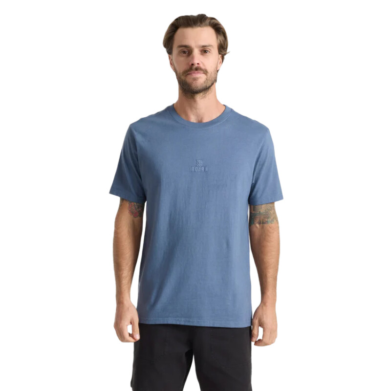 Remera Roark Safecamp Embroidery - Azul Remera Roark Safecamp Embroidery - Azul