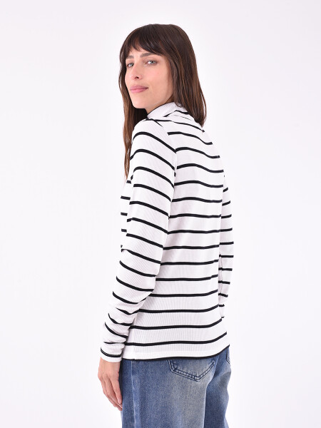 POLERA LARA VARIANTE 2