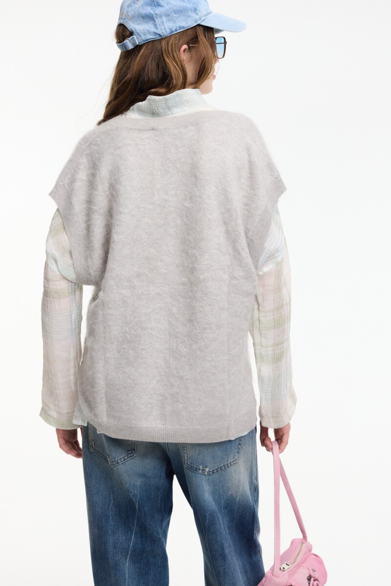 SWEATER SIN MANGAS Gris