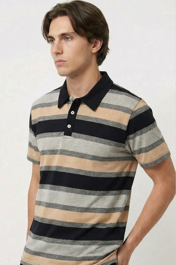 Remera Julian. Remera Julian.