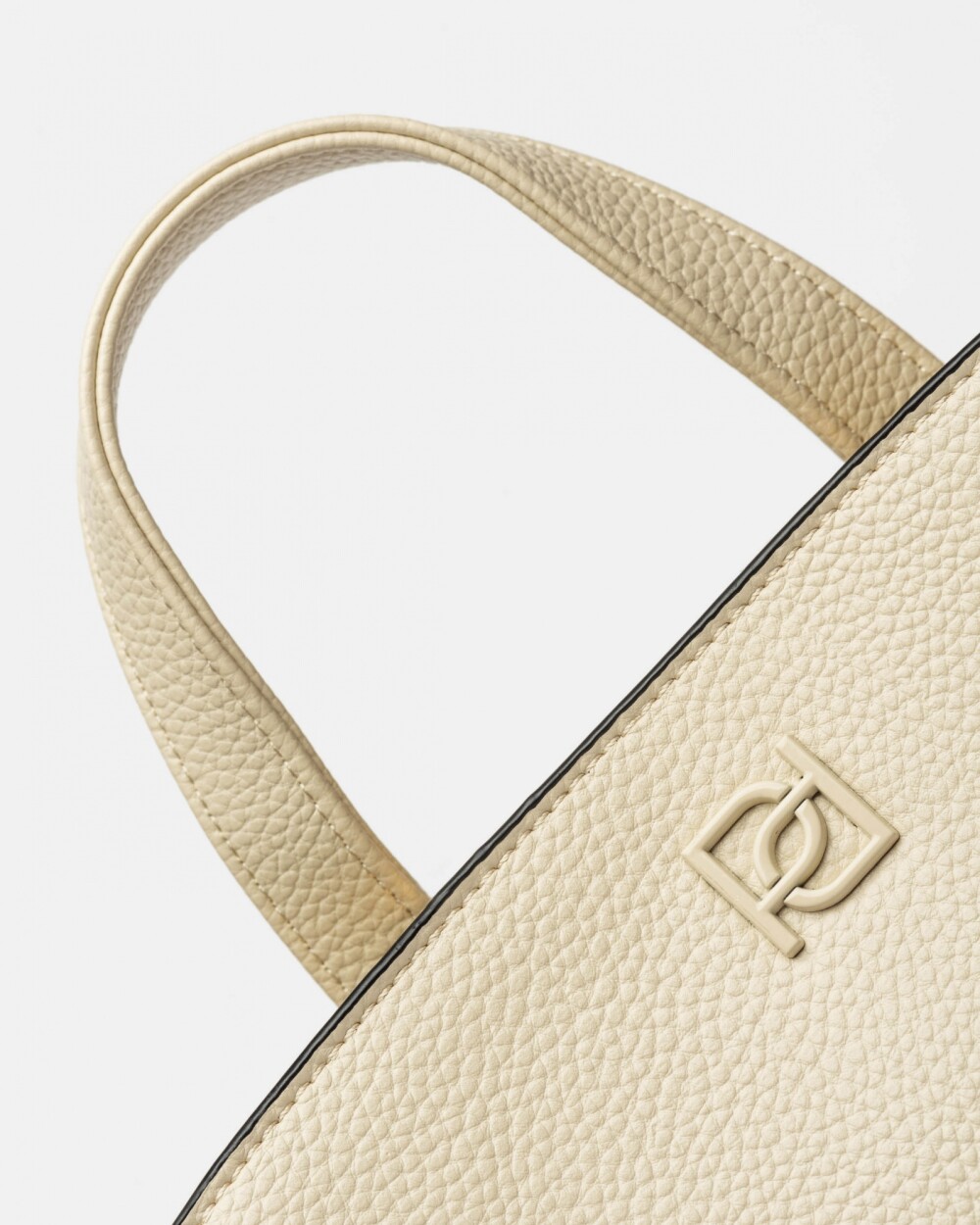 Mochila Oslo en Efecto Cuero Graneado Natural