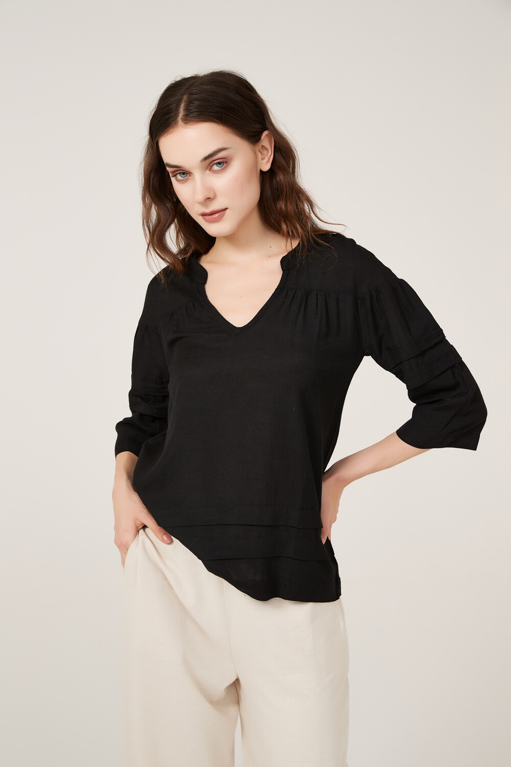 Blusa Aliou Negro