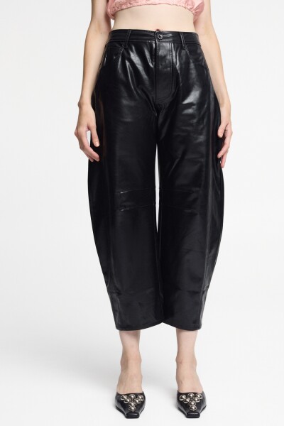 PANTALÓN SILUETA GLOBO Negro