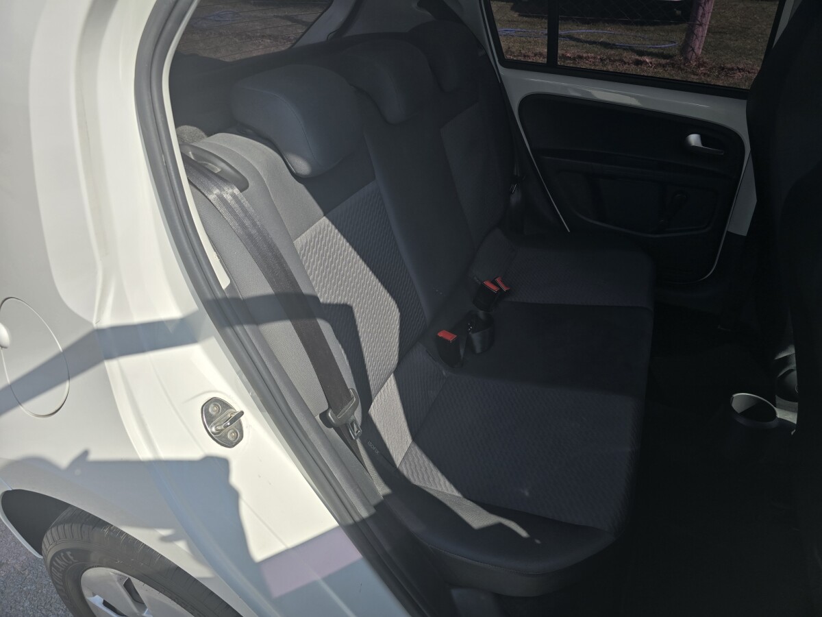 Volkswagen Up Move 1.0 Extra Full | Permuta / Financia Volkswagen Up Move 1.0 Extra Full | Permuta / Financia