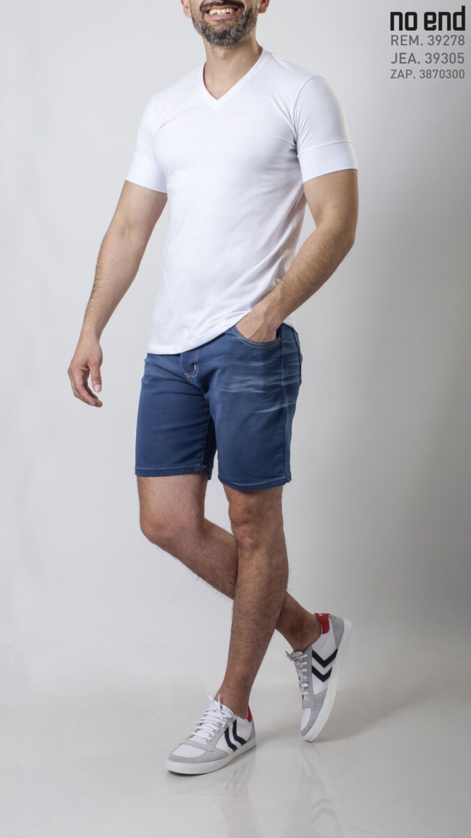REMERA ESCOTE V CON PUñO 