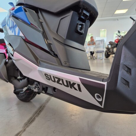 Suzuki Avenis 125 Azul