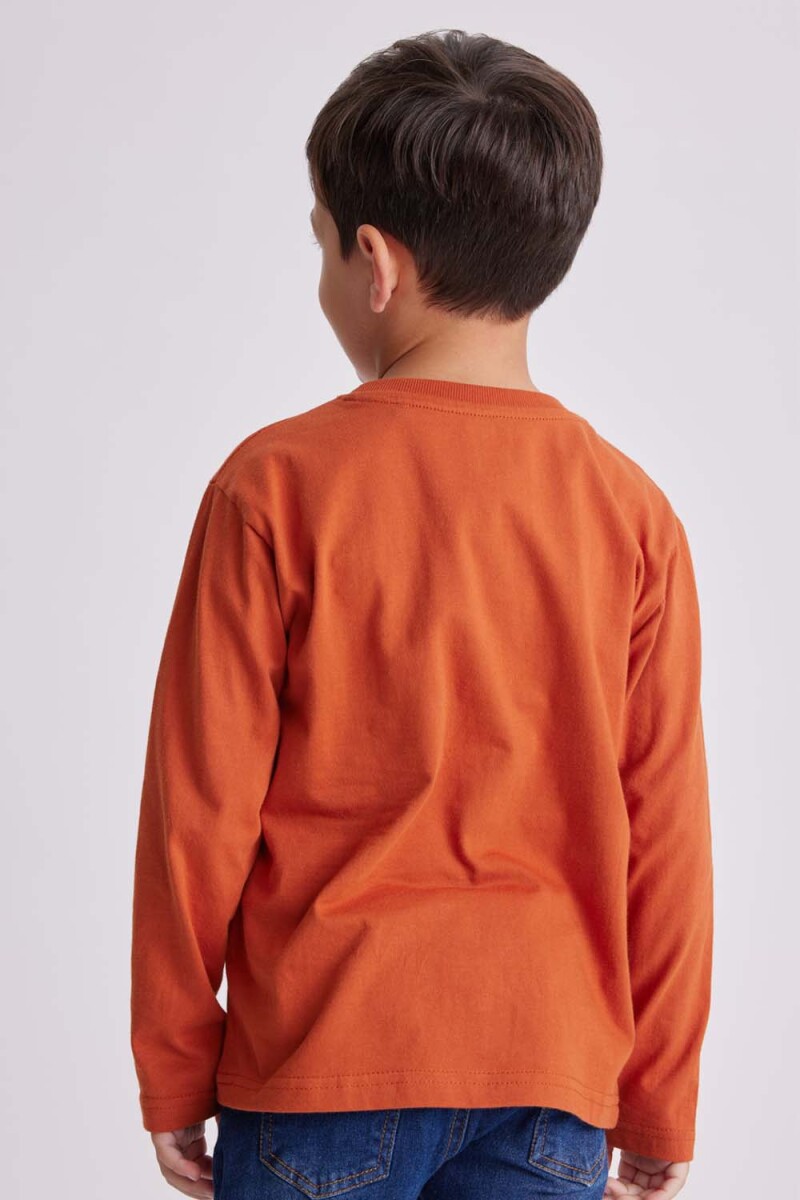 Remera manga larga con bolsillo Terracota