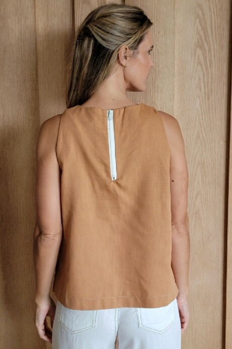 Musculosa Girasol Camel