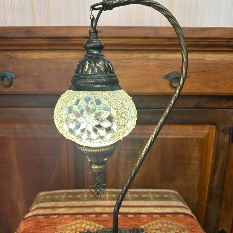 Lámpara vitraux de mesa cuello de cisne blanca TM12 Lámpara vitraux de mesa cuello de cisne blanca TM12