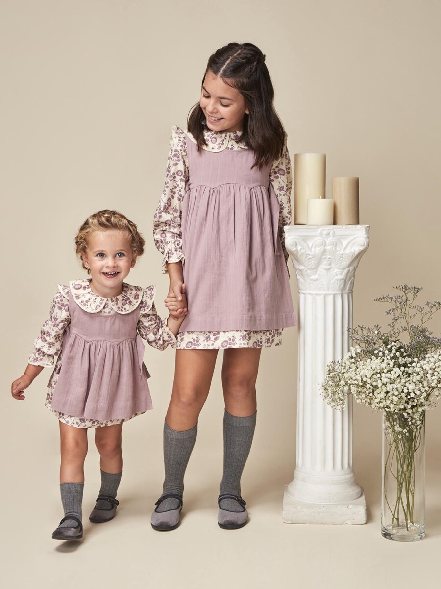 Vestido Con Delanta Purpura