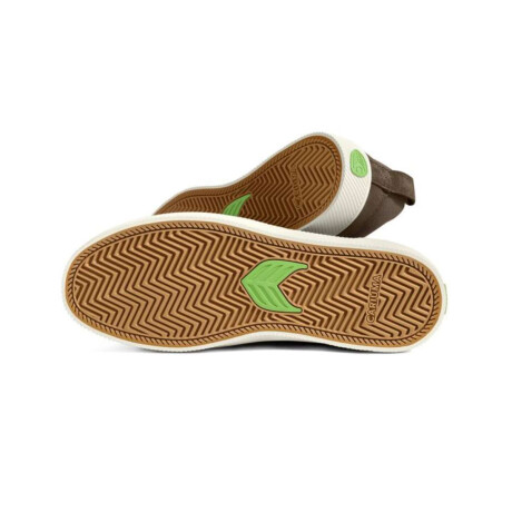 Championes Cariuma Slip On Verde