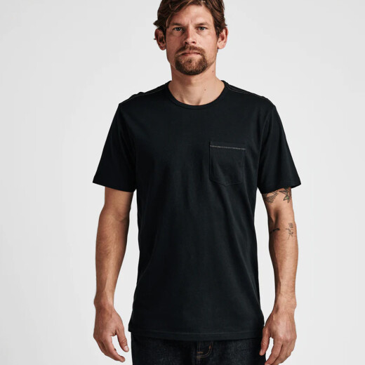 Remera Roark Well Worn Light Organic - Negro Remera Roark Well Worn Light Organic - Negro