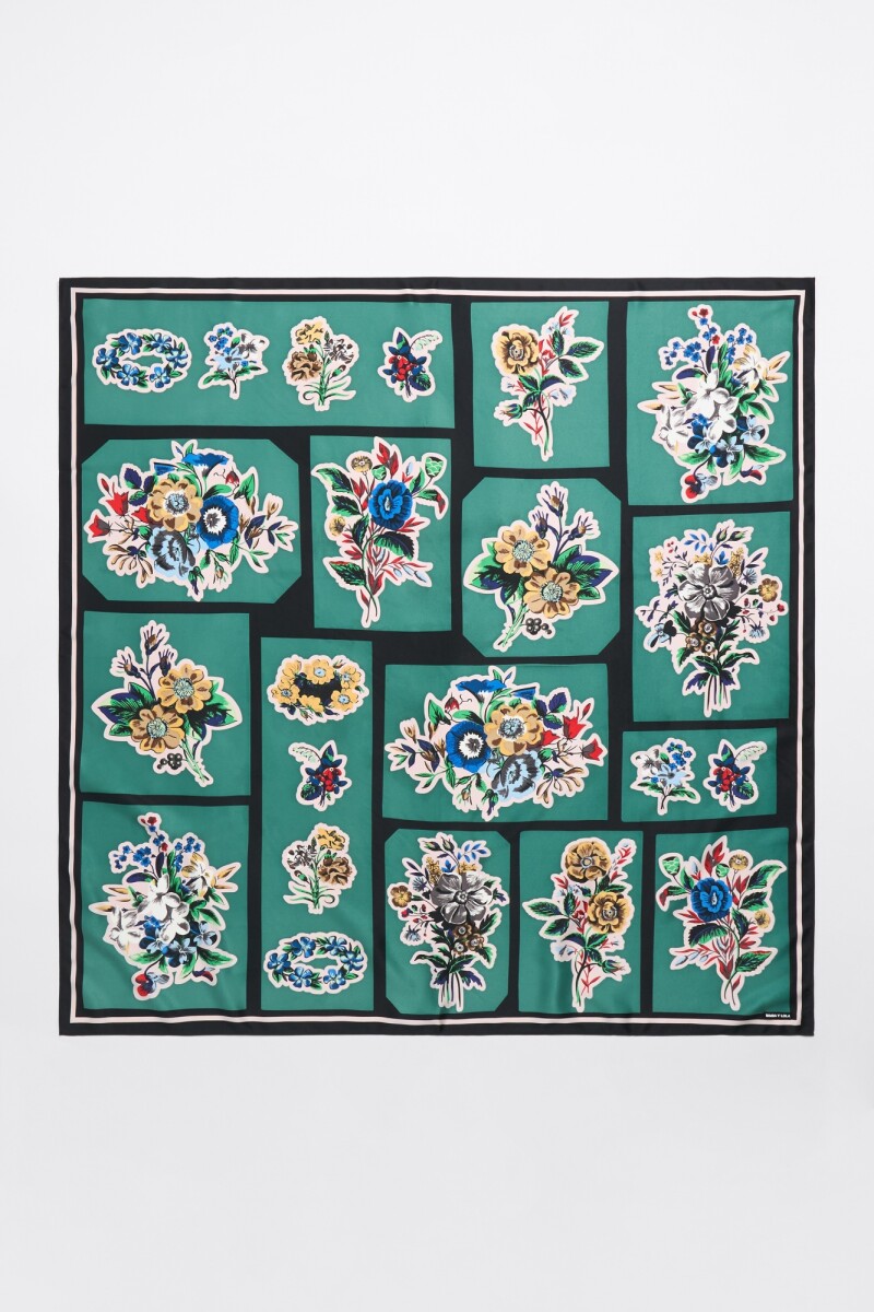 PAÑUELO FLORES Y GEOMETRIA Verde