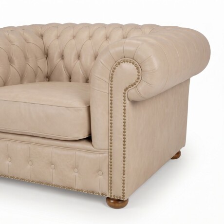 Sofá Chesterfield Novo - Cuero Básico - 1 cuerpo Arena - (Preventa)