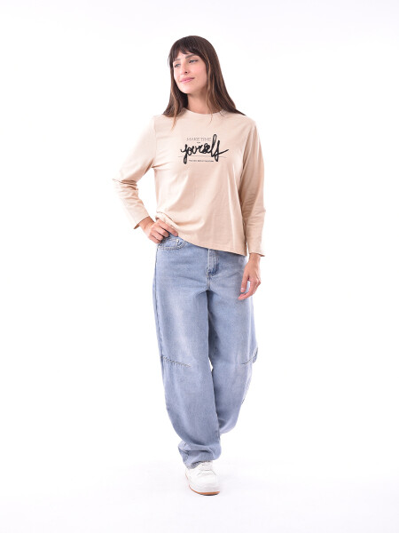 REMERA UPSALA VARIANTE 5
