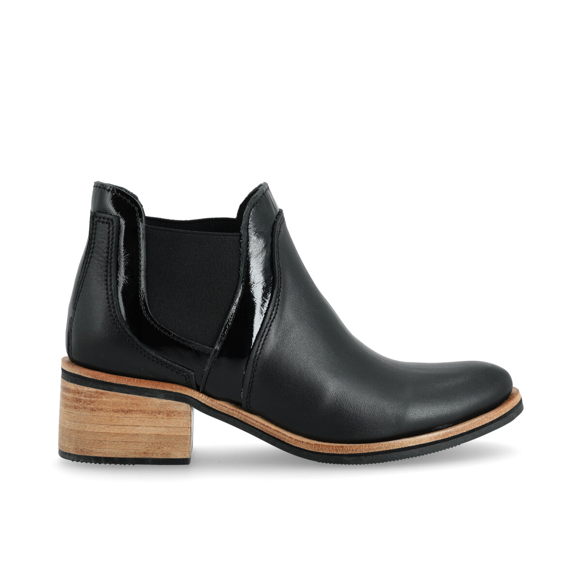 BOTA CUERO AMARAE - NEGRO 