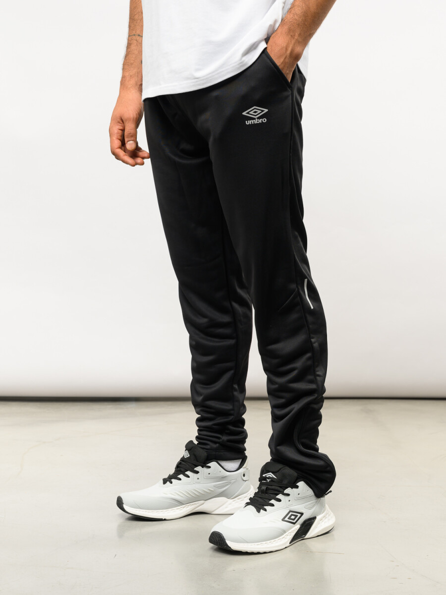 Pantalón Deportivo Training Core Umbro Hombre - 002 
