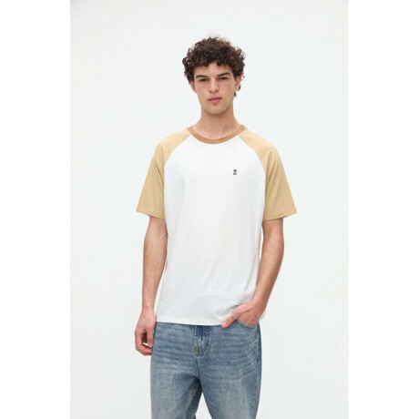 Remera Gero Arena