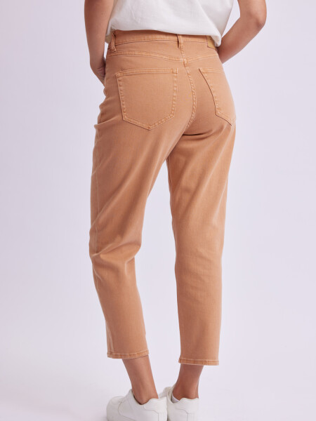 Pantalón Mom Fit Camel