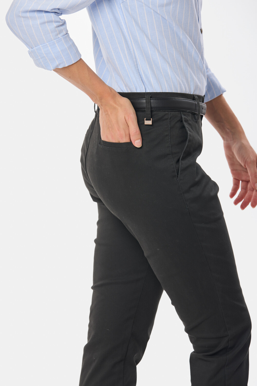 PANTALÓN CLÁSICO CON SPANDEX VERDE OSCURO