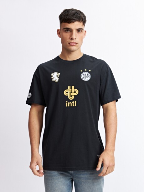 REMERA CATORCE NEGRO