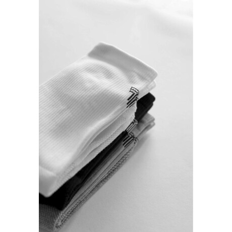 Medias Tripack Alta Unisex Negro