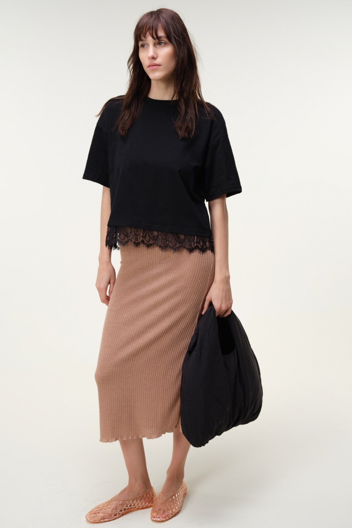 Remera Boxy Algodón Encaje Negro
