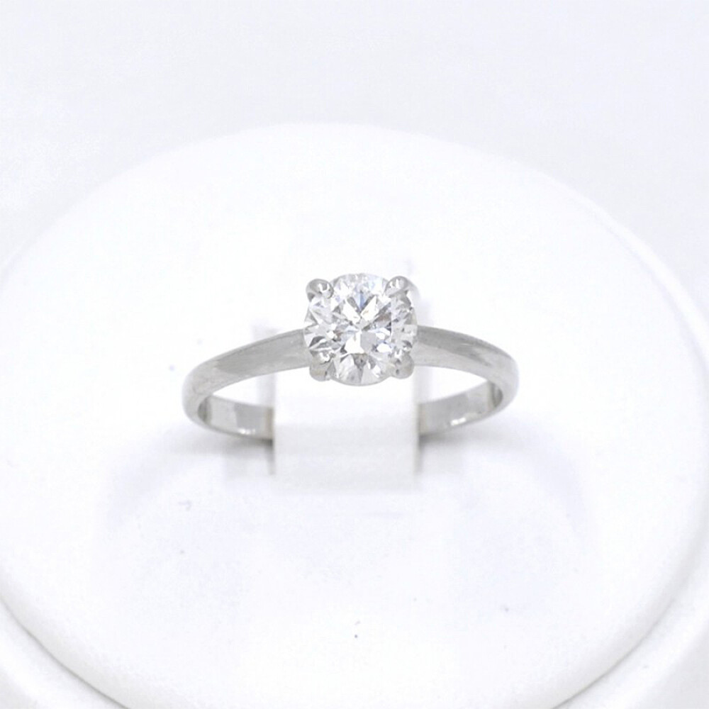 Anillo En Oro 18K Blanco Con Brillante Anillo En Oro 18K Blanco Con Brillante