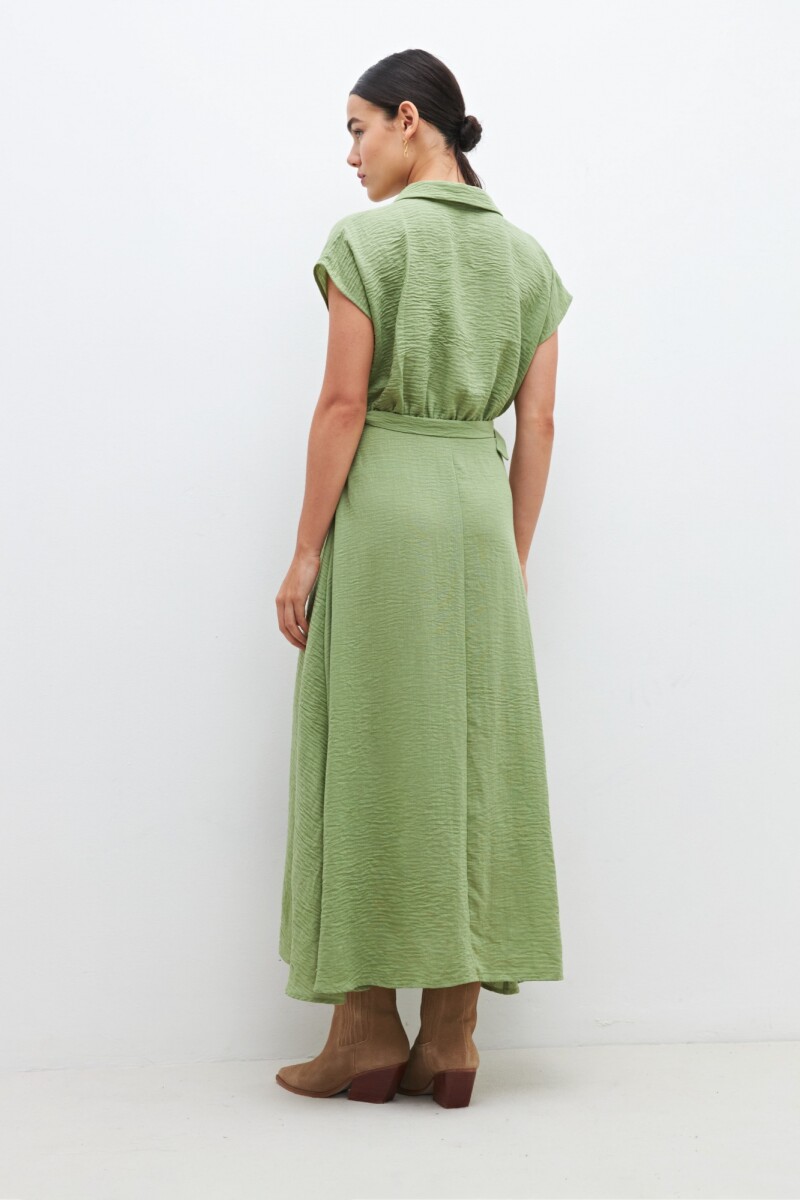 Vestido evasé con cinto pistacho