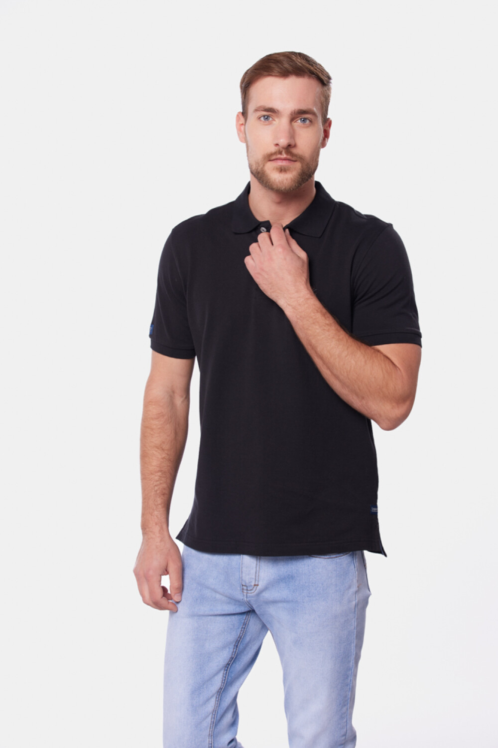 REMERA POLO LISA Negro