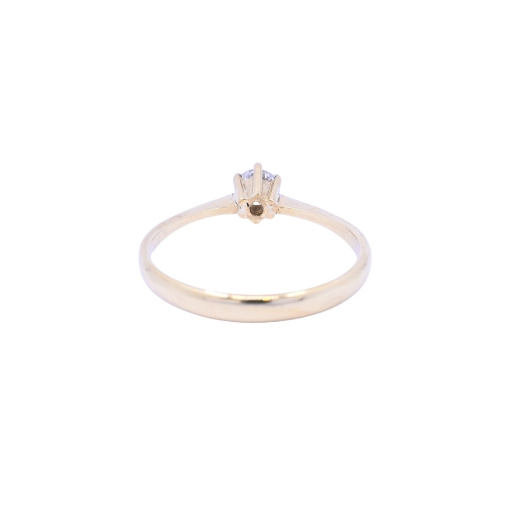 Anillo solitario oro 18 k amarillo y brillante engarce 6 puntas. Anillo solitario oro 18 k amarillo y brillante engarce 6 puntas.