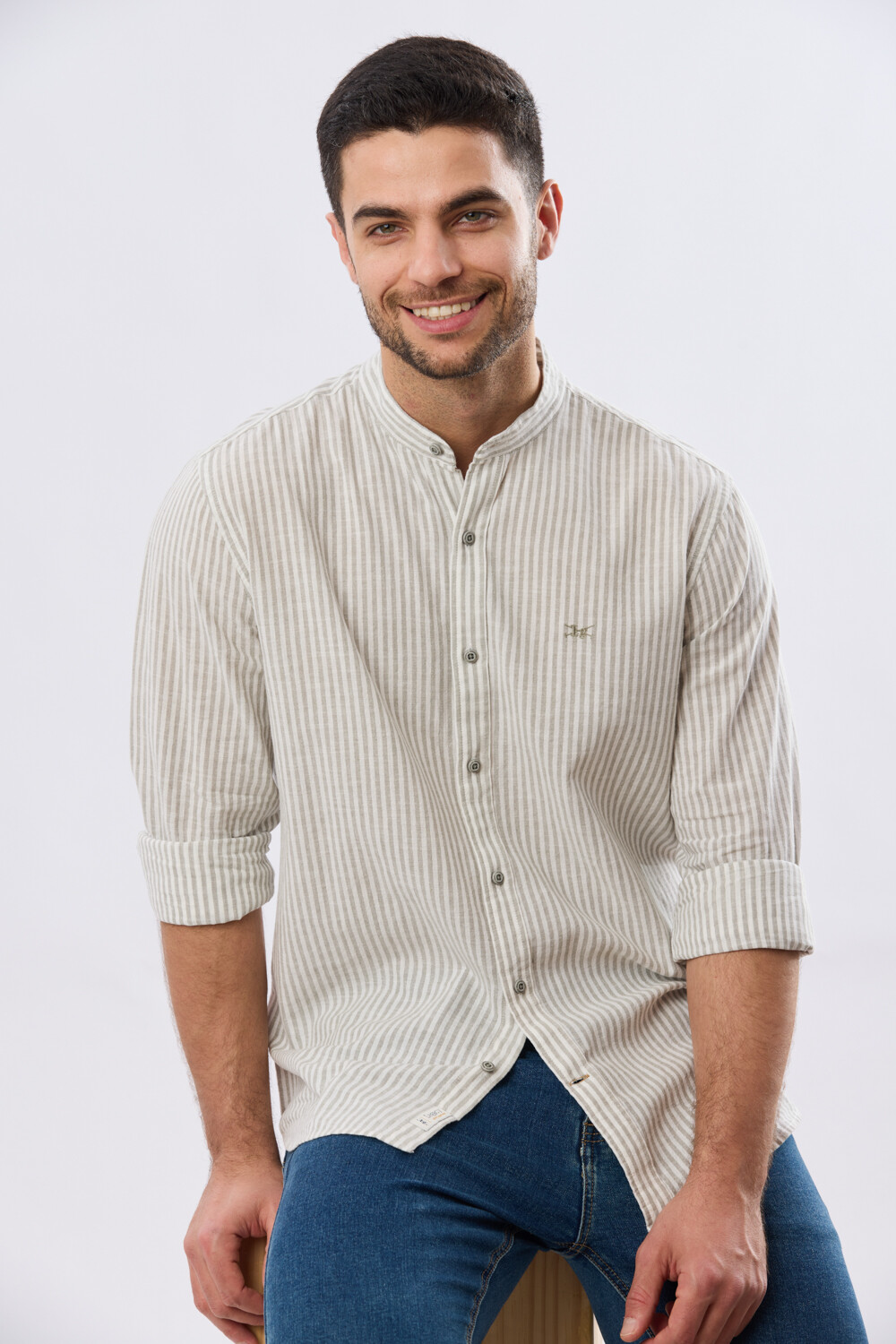 CAMISA RAYADA DE LINO CUELLO MAO Verde