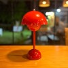 Lámpara de mesa táctil recargable Roja