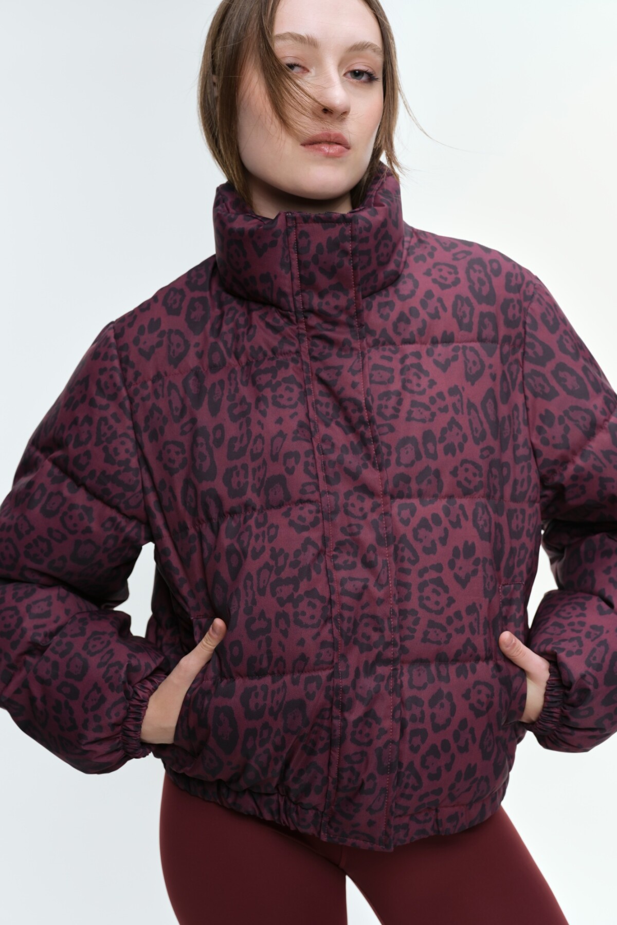 Campera Leopardo Burdeos