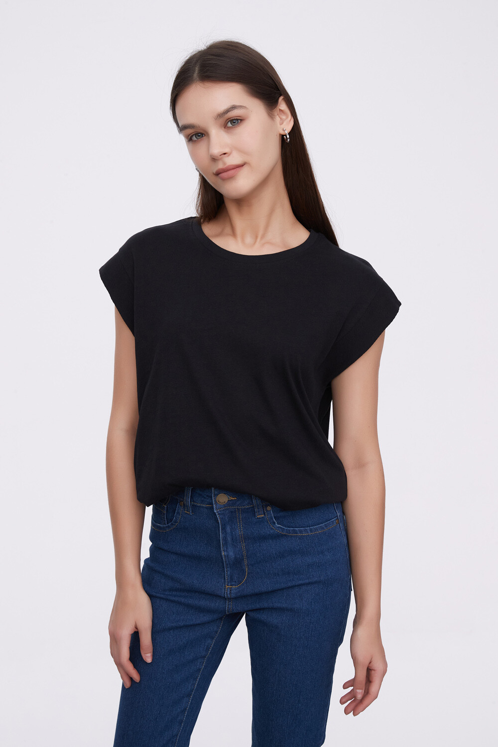 Remera Alisma Negro