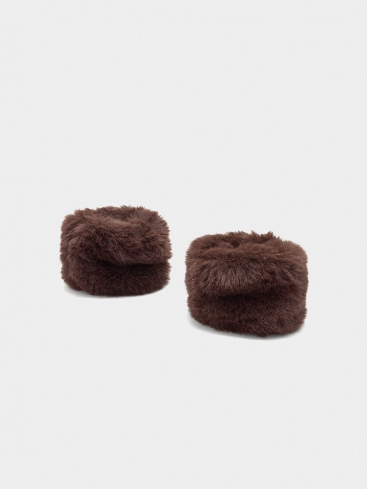 Puños Efecto Pelo marron